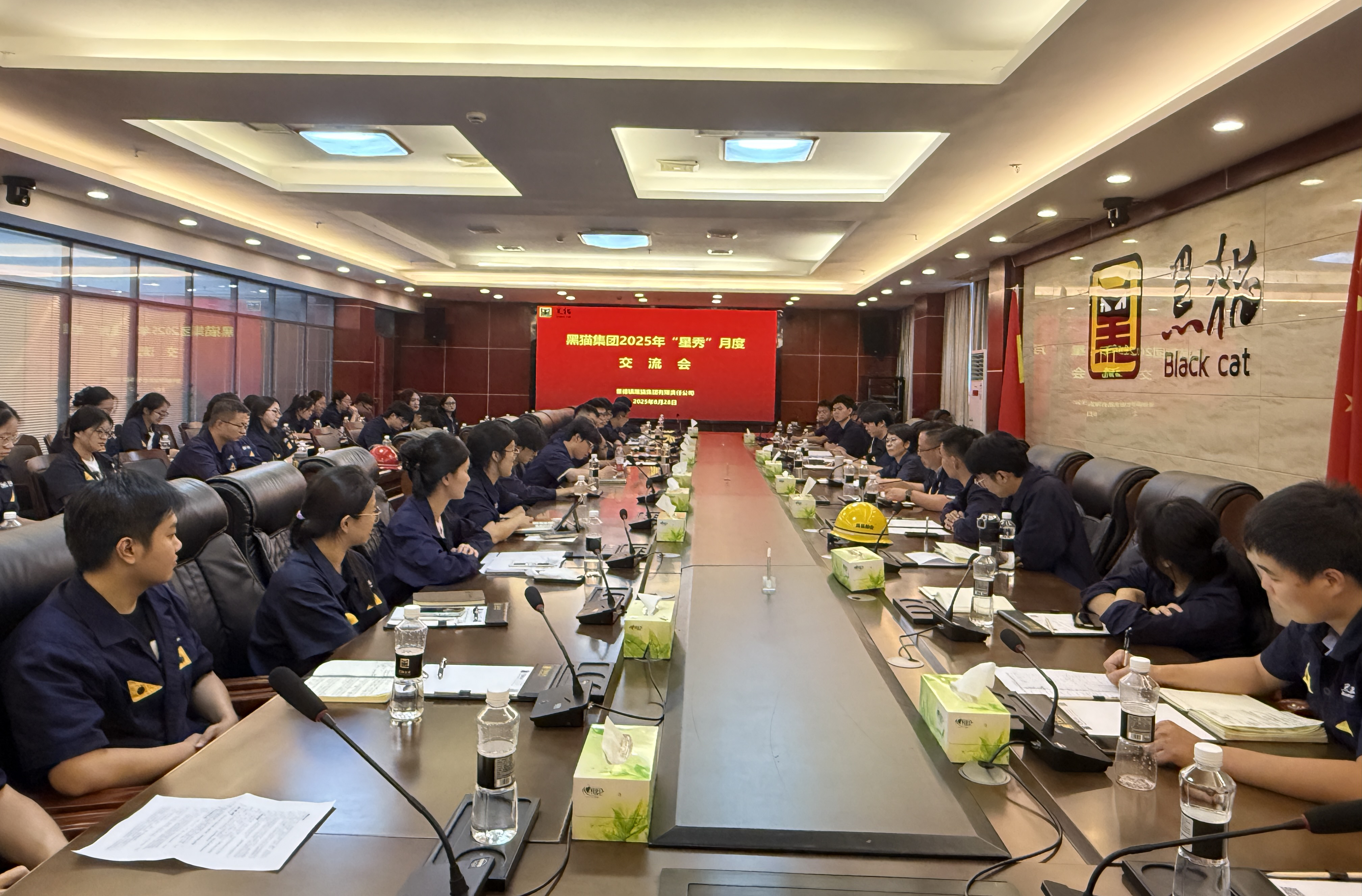 圖2 “星秀”交流會現場.jpg 圖2 “星秀”交流會現場.jpg